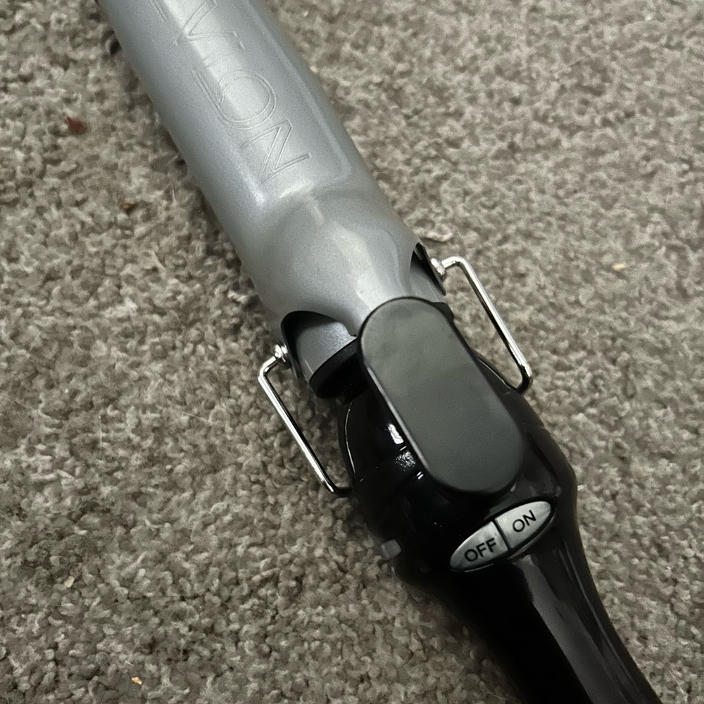 Revlon Black and Gray Hair Curler - Picture 3 of 6